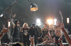 Mötley Crüe / Drowning Pool / Godsmack / Theory of a Deadman / Charm City Devils / The White Trash Circus / Rev Theory / Cavo / 16 Second Stare / SHRAM! on Jul 30, 2009 [980-small]