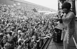 Koko Taylor / Buddy Guy / Junior Wells on Aug 11, 1979 [219-small]