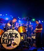 The Black Keys / Cage The Elephant / Big Boi on Feb 19, 2011 [535-small]