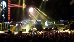 Kings Of Leon / Young the Giant / KONGOS on Sep 5, 2014 [668-small]