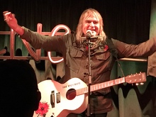 Mike Peters on Nov 10, 2017 [805-small]