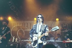 Dave Stewart And The Spiritual Cowboys on Oct 11, 1990 [103-small]