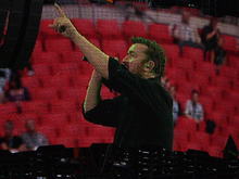 U2 / Elbow / The Hours on Aug 14, 2009 [543-small]