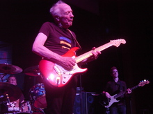 Robin Trower on May 25, 2017 [646-small]