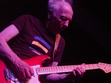 Robin Trower on May 25, 2017 [656-small]