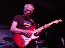 Robin Trower on May 25, 2017 [709-small]