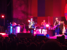 Elvis Costello on Jun 26, 2013 [092-small]