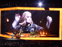 Adele on Mar 22, 2016 [134-small]