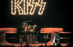 KISS / Judas Priest on Sep 7, 1979 [454-small]
