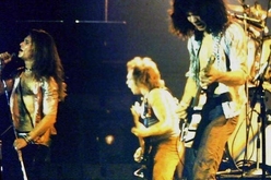Black Sabbath / Van Halen on Aug 29, 1978 [517-small]