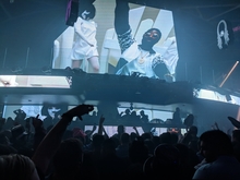 Steve Aoki on Dec 31, 2017 [966-small]
