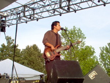 Los Lonely Boys on May 17, 2004 [615-small]