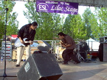 Los Lonely Boys on May 17, 2004 [620-small]
