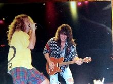 Van Halen / Alice in Chains on Oct 15, 1991 [860-small]