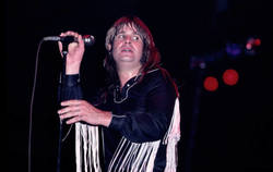 Ozzy Osbourne on Aug 14, 1981 [455-small]