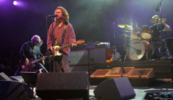 Mudhoney / Pearl Jam on Dec 7, 2005 [026-small]