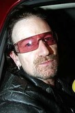 U2 on Feb 12, 2006 [126-small]