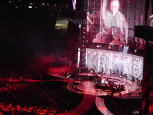 U2 on Feb 12, 2006 [139-small]
