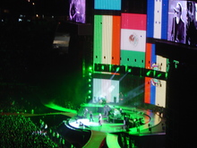 U2 on Feb 12, 2006 [141-small]