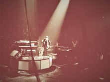 Paul McCartney & Wings: Over the World Tour on Jun 1, 1976 [372-small]