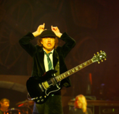 AC/DC / The Answer on Dec 12, 2008 [861-small]