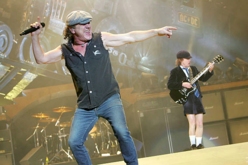 AC/DC / The Answer on Dec 12, 2008 [878-small]