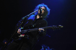 The Cure on Apr 17, 2009 [009-small]