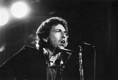 Bob Dylan / The Band on Jan 6, 1974 [822-small]