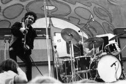 Jimi Hendrix / Buddy Miles Express / Blue Mountain Eagle on Apr 26, 1970 [977-small]