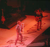 Rod Stewart on Feb 22, 1982 [090-small]