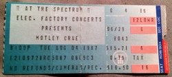 Mötley Crüe / Whitesnake on Aug 4, 1987 [104-small]