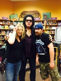 Gene Simmons  on Oct 27, 2014 [402-small]