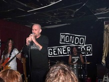 Mondo Generator / Bad Wizard on Nov 19, 2003 [372-small]