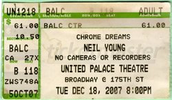 Neil Young / Pegi Young on Dec 18, 2007 [532-small]