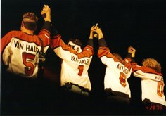 Van Halen / Collective Soul on Apr 28, 1995 [583-small]