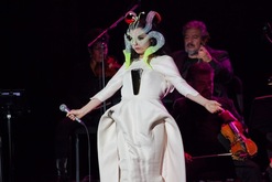 Björk on Mar 29, 2017 [538-small]