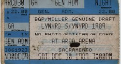 Lynyrd Skynyrd / Fabulous Thunderbirds / Georgia Satellites / Blues Traveler on Dec 30, 1989 [666-small]