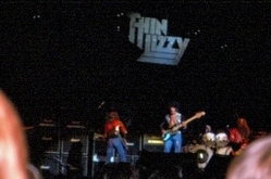 Thin Lizzy / Queen on Mar 18, 1977 [701-small]