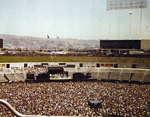 tags: Led Zeppelin, The Oakland Coliseum - Led Zeppelin / Rick Derringer / Judas Priest on Jul 23, 1977 [967-small]
