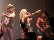 Steel Panther on Oct 9, 2015 [254-small]