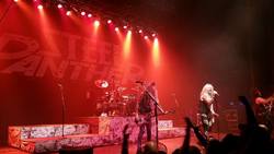 Steel Panther on Oct 9, 2015 [256-small]