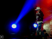 Guns N' Roses on Oct 22, 2011 [898-small]