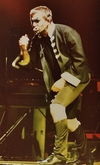 Peter Gabriel on Dec 6, 1982 [302-small]