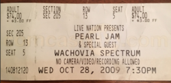 Pearl Jam / Social Distortion on Oct 27, 2009 [256-small]
