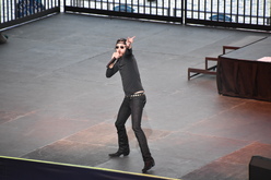 Chris Janson on Feb 21, 2021 [380-small]