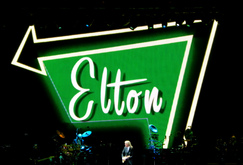 Elton John on Feb 24, 2012 [736-small]