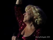 Bette Midler on May 14, 2015 [979-small]