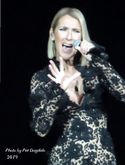 Celine Dion on Oct 22, 2019 [059-small]