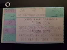 Elton John on Sep 9, 1995 [504-small]