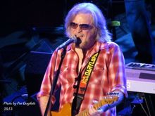 Hall & Oates on May 28, 2013 [933-small]